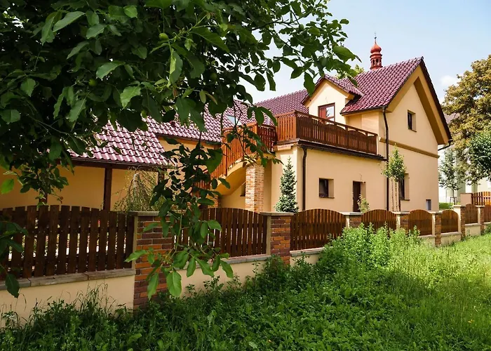 Apartmanovy Dum 13 Rodinny